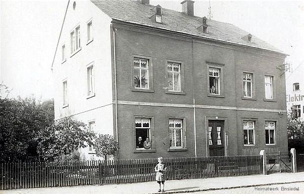 Einsiedler Hauptstraße 64 in den 1920er Jahren.