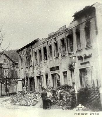 Ruinen 1945.