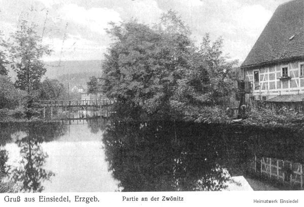 Riedelwehr und Langhäusel in der Fabrikstraße in Einsiedel