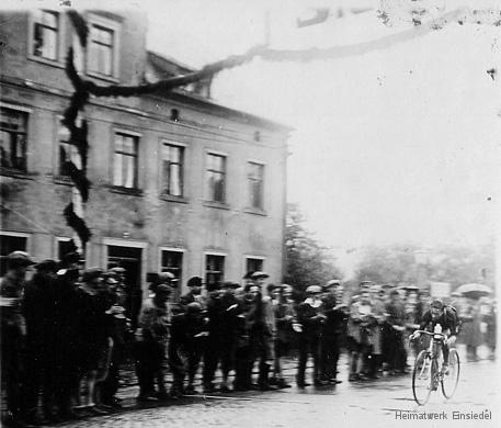 Radrennen in Einsiedel.