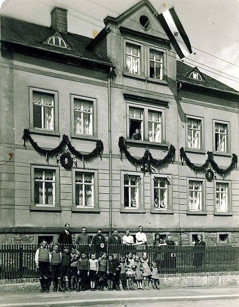 Berbisdorfer Str. 40 1. Mai 1933