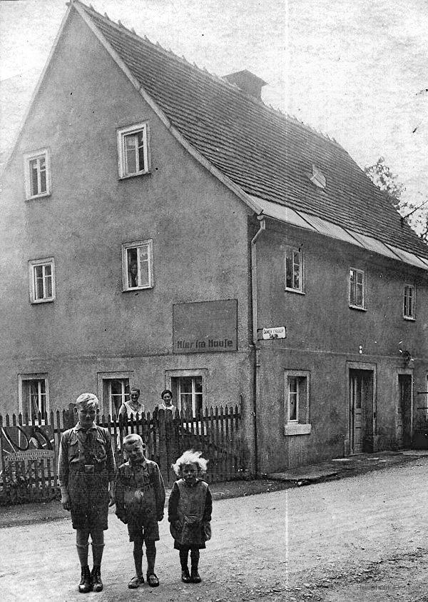 Friseur Poser & Tischlerei Franz Möckel, später Fisch-Möckel