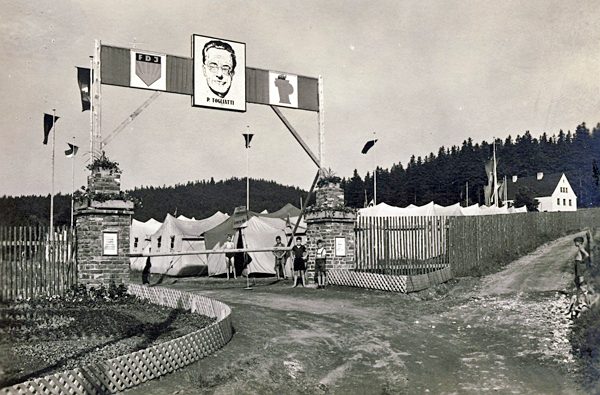 Eingangsbereich um 1955