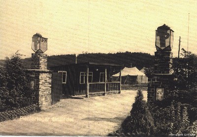 Eingang Pionielager Einsiedel mit Pförtnerhäuschen