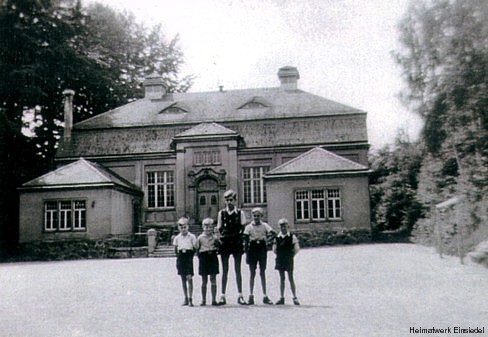 Turnhalle der Einsiedler Schule mit KLV-Kindern