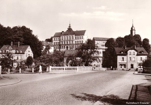 Sehr bekannte und weite verbreitete Postkarte der Einsiedler Schulen