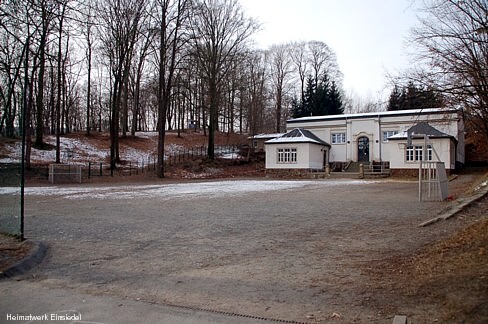 Schulhof und Schulturnhalle Einsiedel 2012