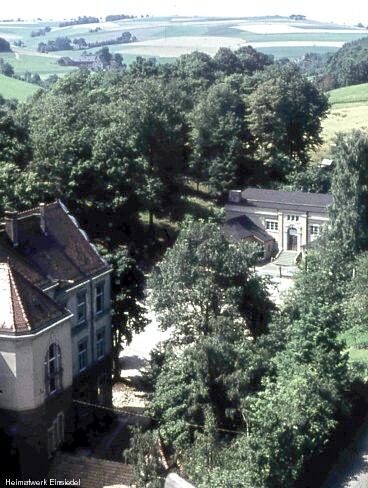 Turnhalle neben der Einsiedler Schule, vom Kirchturm aus fotografiert um 1960
