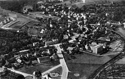Neue Reichsstraße mit August-Bebel-Platz nach 1927