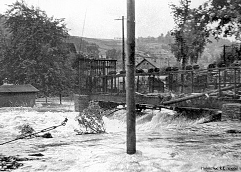 Hahn-Wehr beim Hochwasser 1954