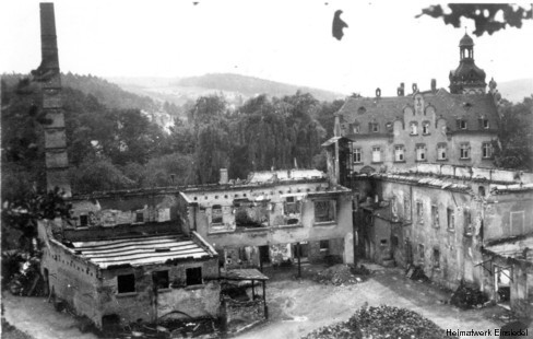 Ruine der Hahnfabrik nach 1945