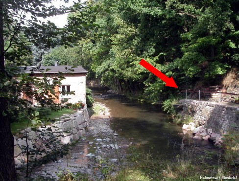 Auflagepunkt der ursprünglichen Hahnbrücke vor 1920