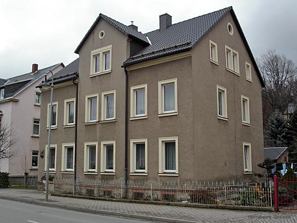 Ehemals Kolonialwaren Uhlig, seit 1945 Wohnhaus, 2005