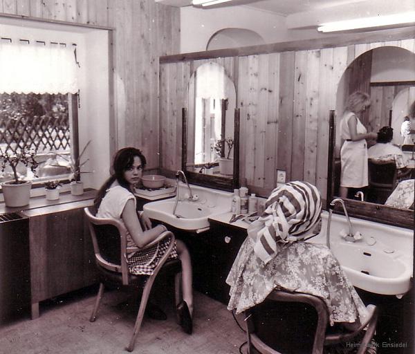 Friseursalon Andra Hamaer, Einsiedel, früher Friseur Belling