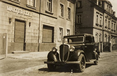 Nachkriegsfahrzeuge der Fleischerei Edel in Einsiedel