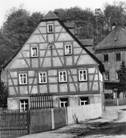 Bruno-Uhlmann-Haus (Giebelseite)