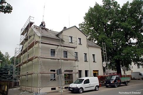 Neuer Funkmast für Amateurfunk auf dem Dach in der Einsiedler Hauptstraße 89 2012