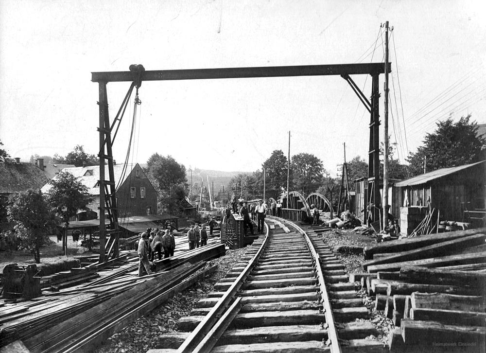Bau einer neuen Eisenbahnbrücke in Einsiedel 1926