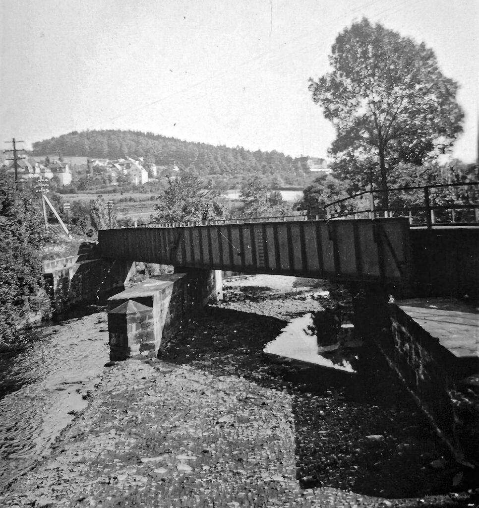 Eisenbahnbrücke km 10,6 CA um 1942
