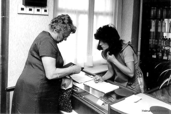 Im Friseursalon Andrea Hamar 1989, vorher Friseur Belling.