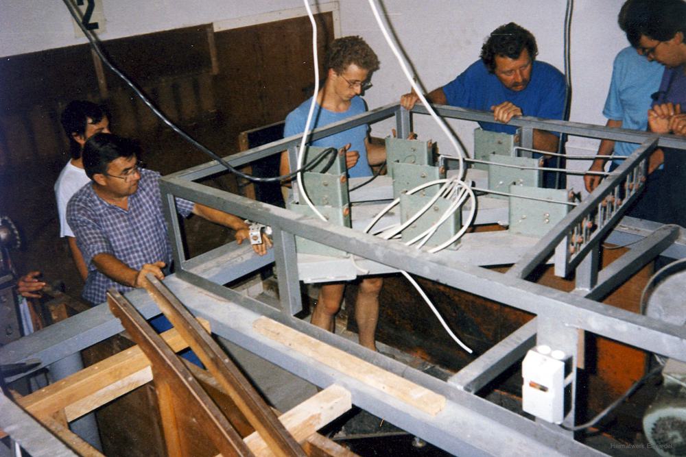 Aufbau einer automatischen Kegelaufzugsanlage in die Kegelbahn Einsiedel