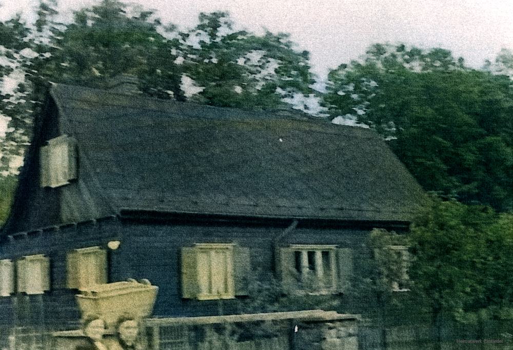 Das Kleinsthaus Umgehungsstraße 143 in Einsiedel 1955.